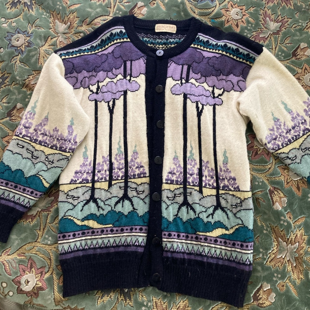 Vintage pure wool sweater 🔮🦋🕸🌳🍀